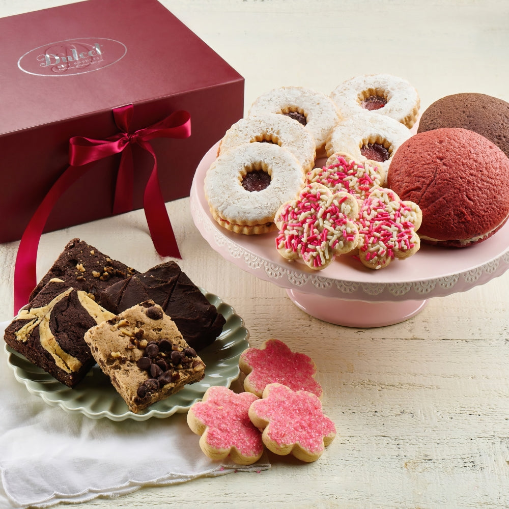 Classic Daisy Mother’s Day Gift | Iced & Delicious